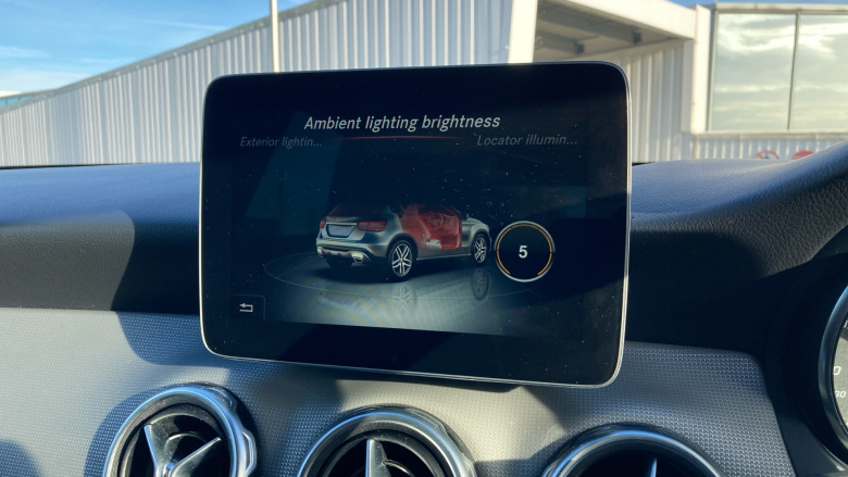 Mercedes-Benz GLA 180 Urban Edition 5dr Auto Petrol Hatchback